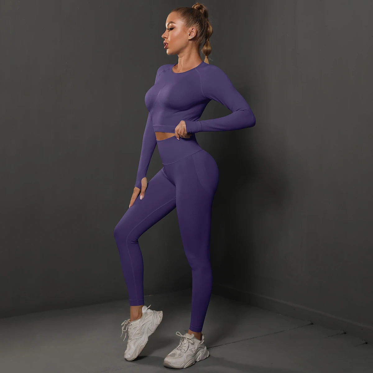 2-Piece Seamless Gym Set with Push-Up Pants