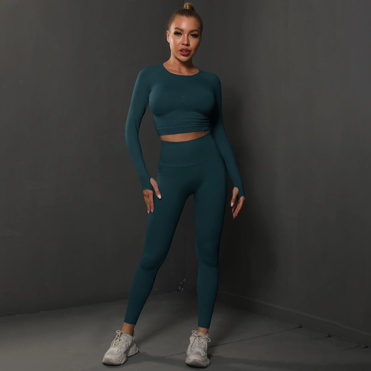 2-Piece Seamless Gym Set with Push-Up Pants